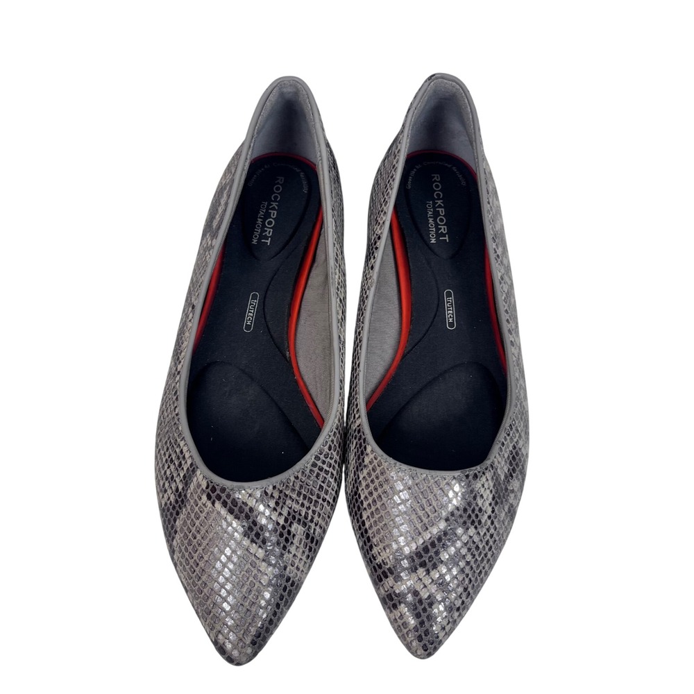 Rockport Total Motion Size 9.5M Snakeskin Pointed Toe Flats